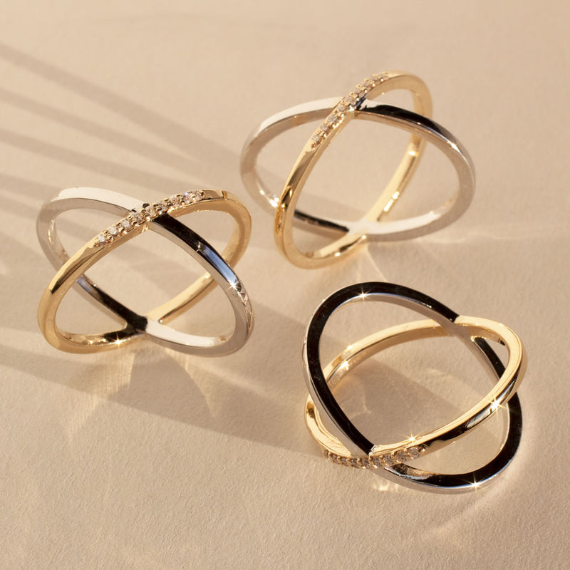 X ring with Diamonds, Gold