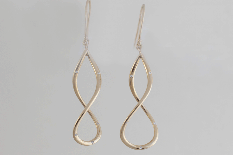 Sway Twist Earrings, Gold