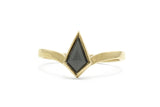 Kite Black Spinel Ring, Gold