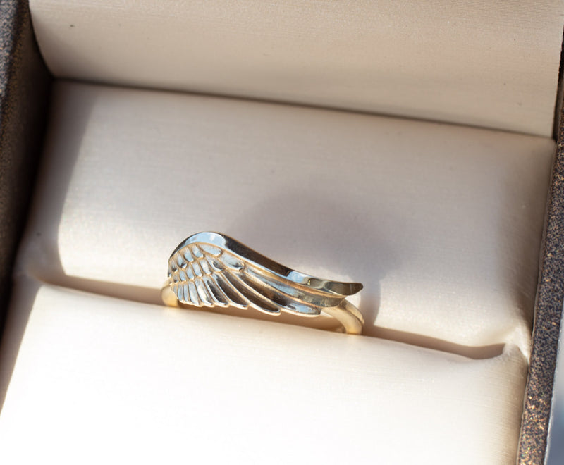 Soar Wing Ring, Gold