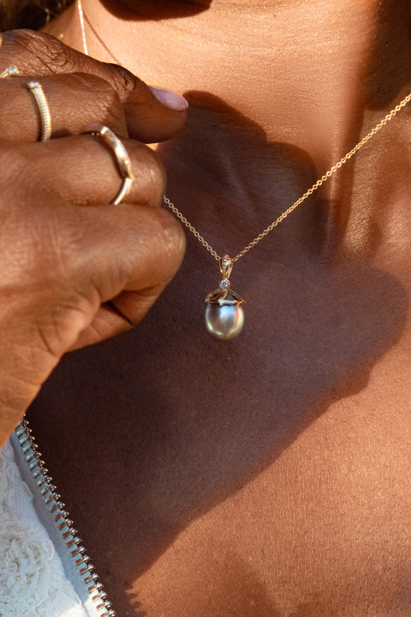 Atlantis Tahitian Pearl Necklace, Gold
